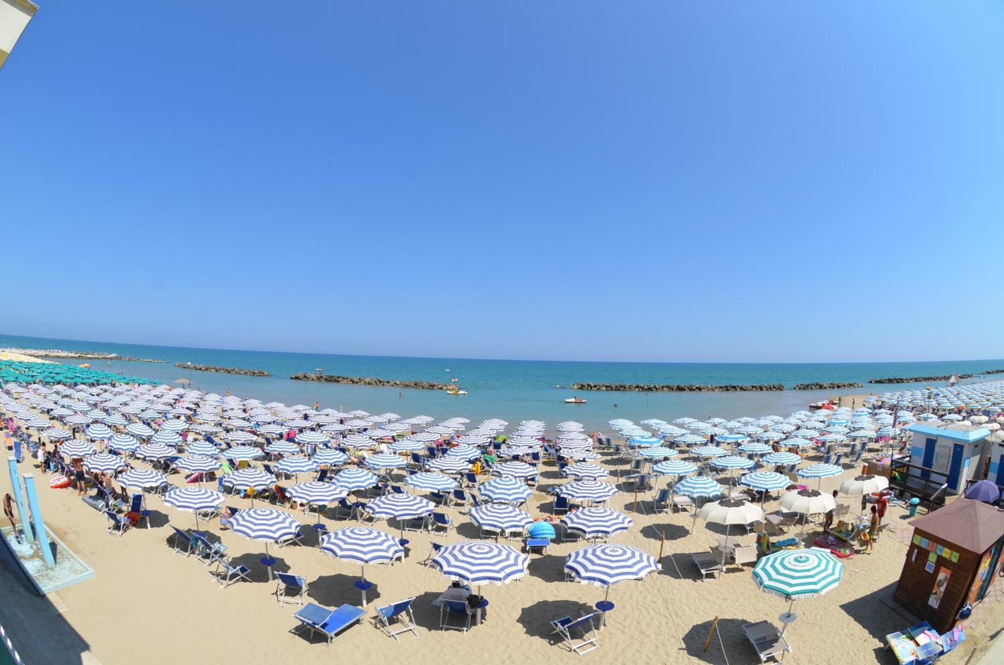 Grand Eurhotel Montesilvano Marina Zewnętrze zdjęcie