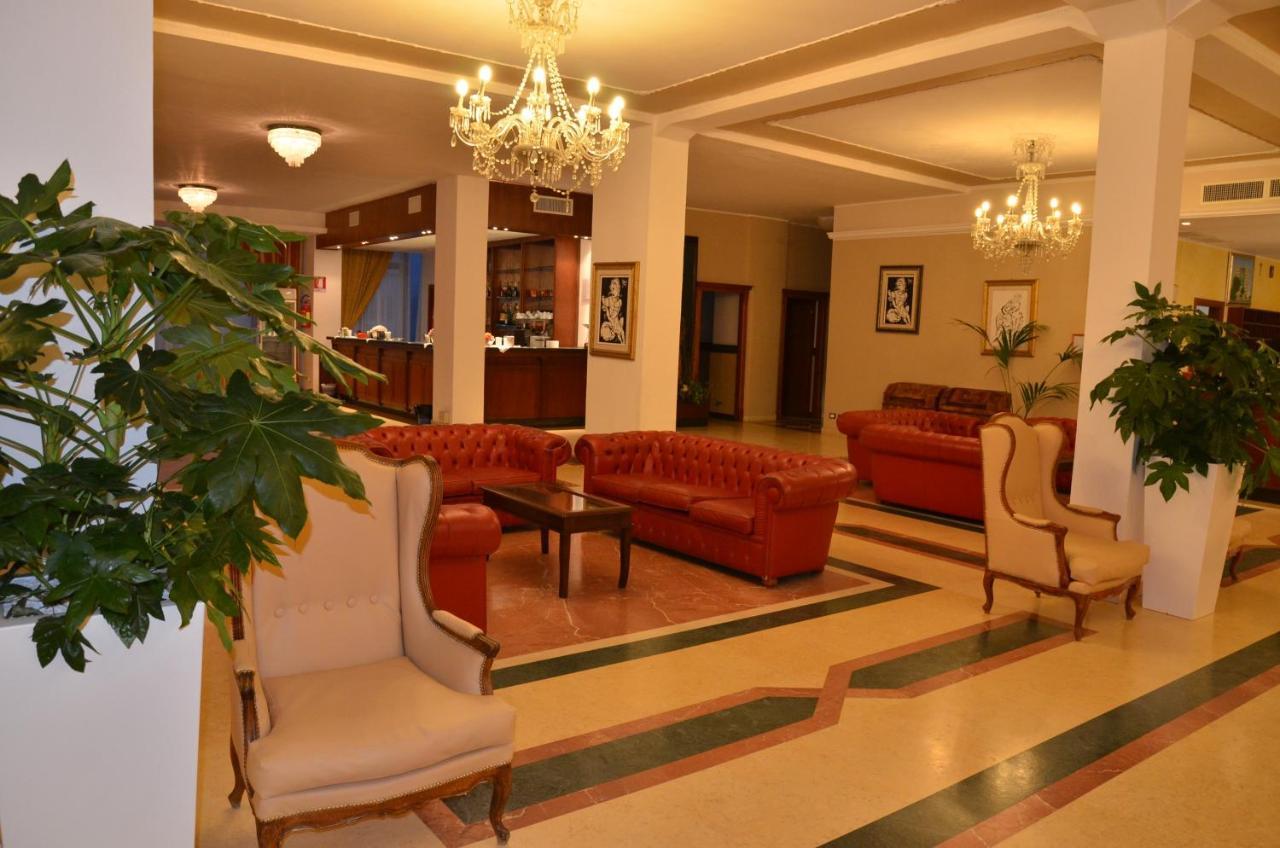 Grand Eurhotel Montesilvano Marina Zewnętrze zdjęcie