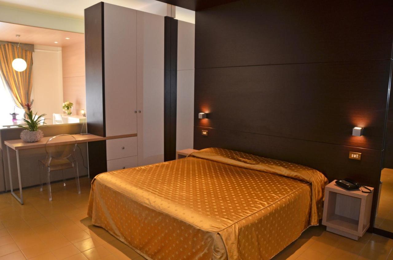 Grand Eurhotel Montesilvano Marina Zewnętrze zdjęcie